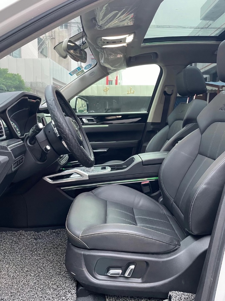 中山19年众泰T8009