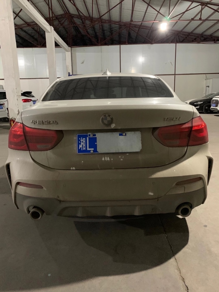 中山20年宝马1系6