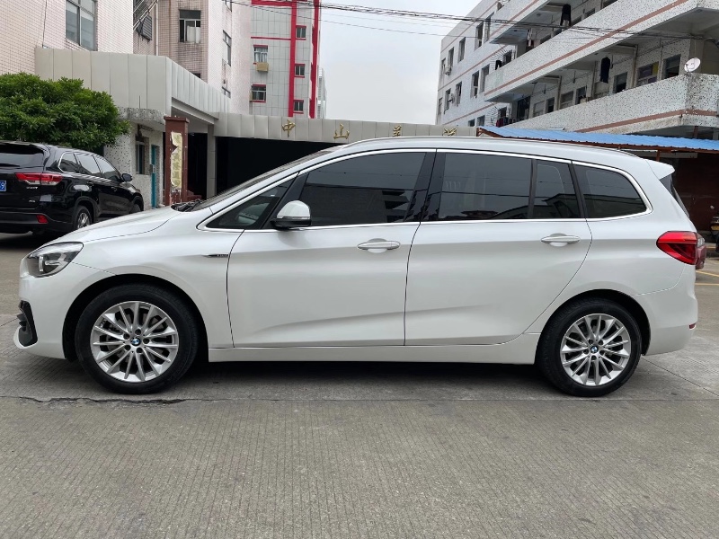 中山20年宝马2系2