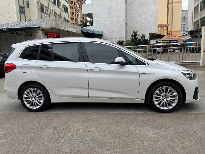 中山20年宝马2系9