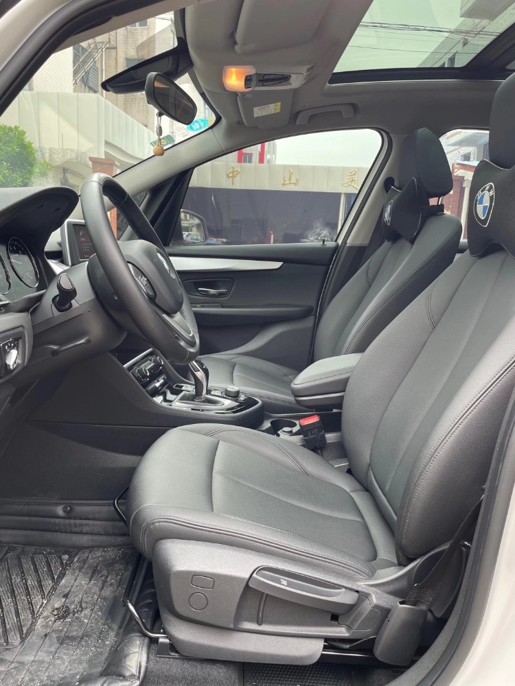 中山20年宝马2系8