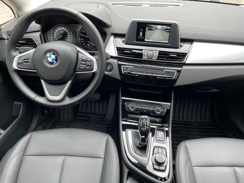 中山20年宝马2系7