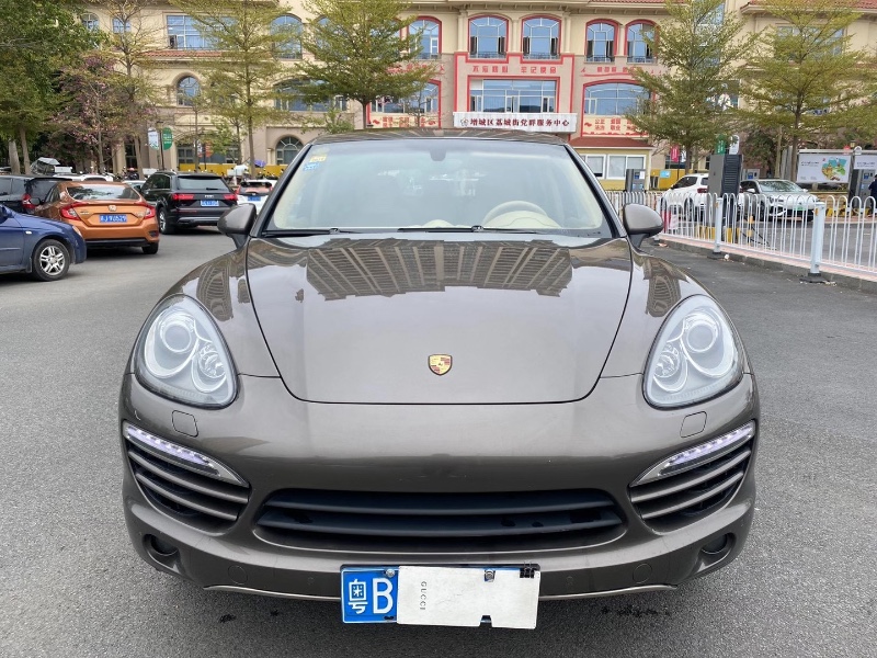 广州12年保时捷卡曼1