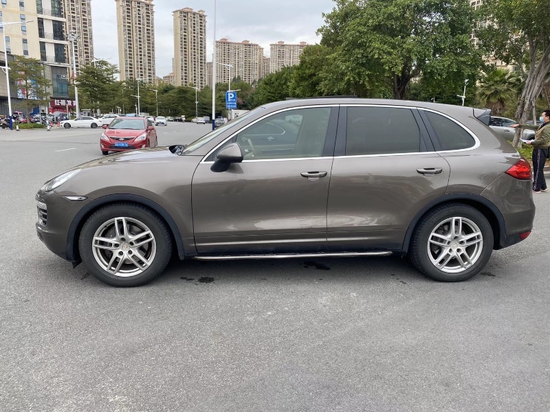 广州12年保时捷卡曼4