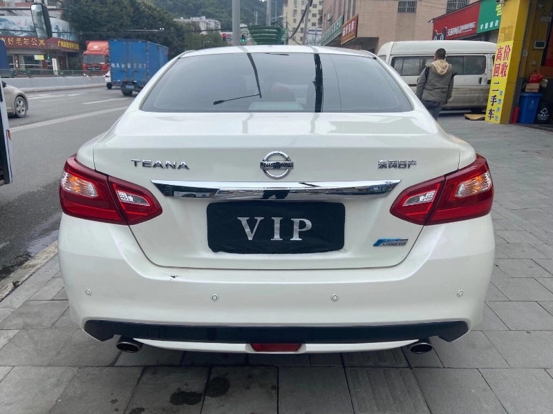 广州16年日产天籁5