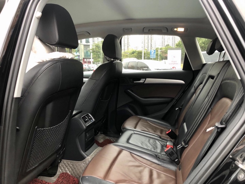 广州15年奥迪Q56