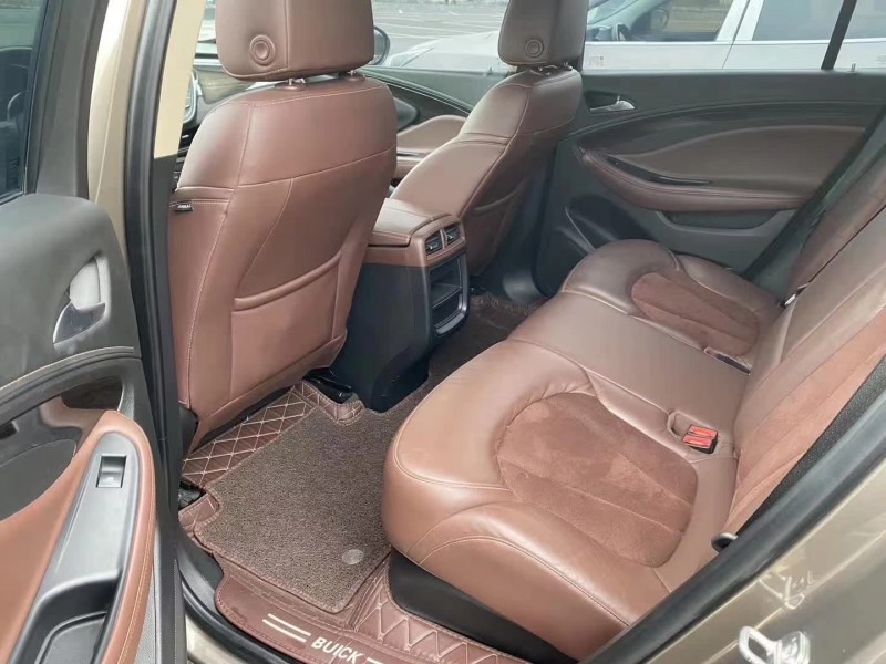 武汉17年别克昂科威2