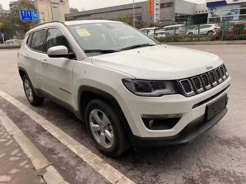 重慶20年Jeep指南者3