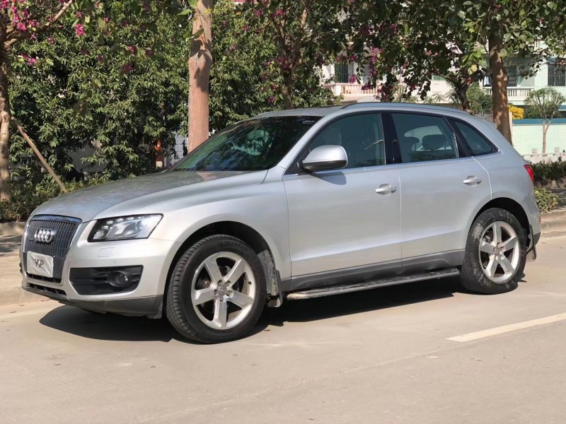 中山11年奥迪Q58