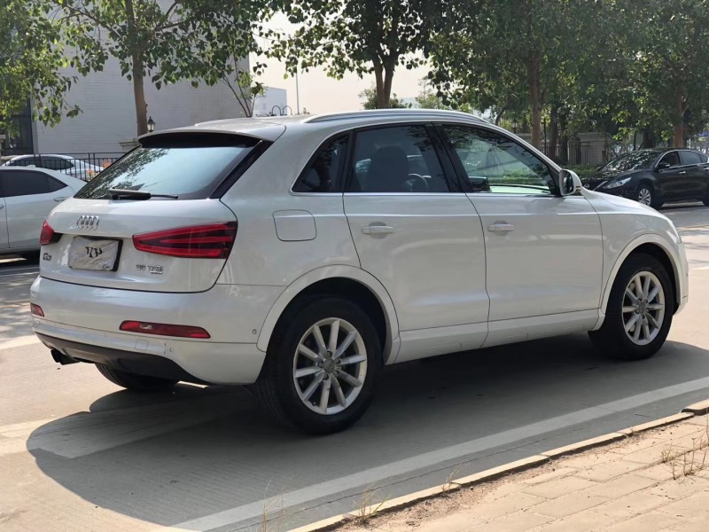 中山13年奥迪Q3(进口)5