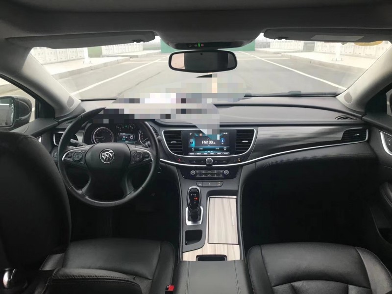 烟台18年别克君越6