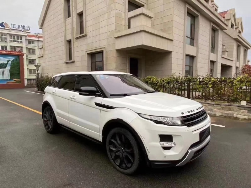 济南12年路虎极光2