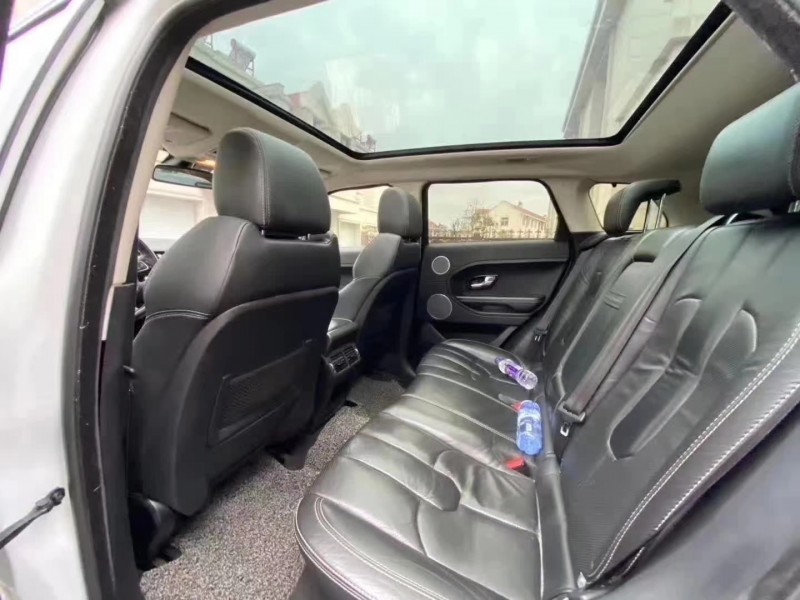 济南12年路虎极光5