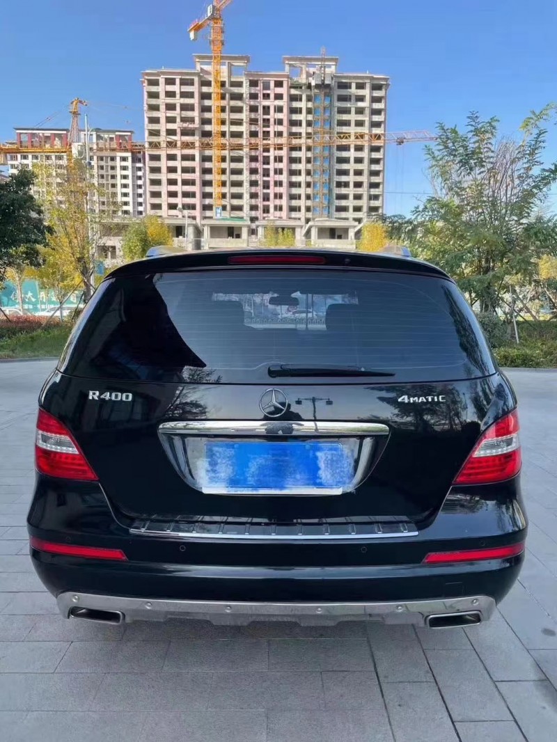 济宁13年奔驰R9