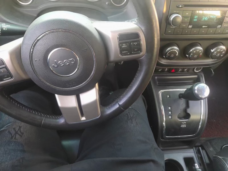 廊坊12年Jeep指南者9