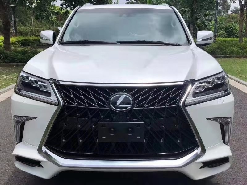 中山20年雷克萨斯LX4