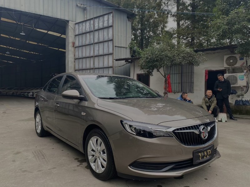 成都20年别克英朗GT6