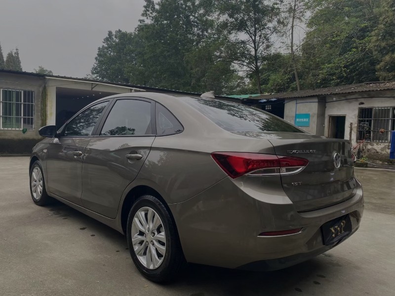 成都20年别克英朗GT2