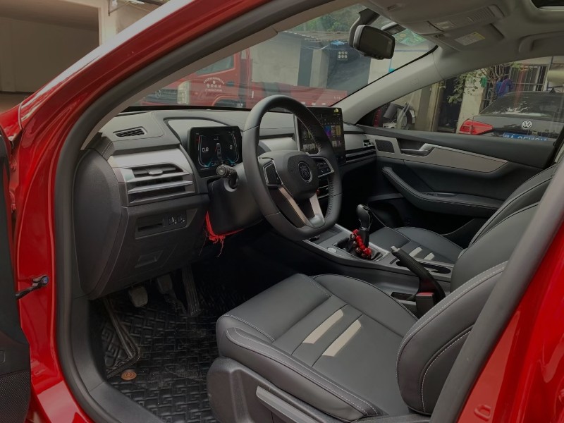 成都19年比亚迪秦6