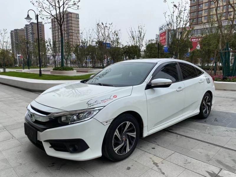盐城17年本田思域3