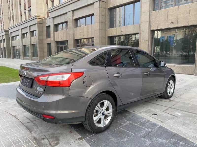 盐城14年福特福克斯5