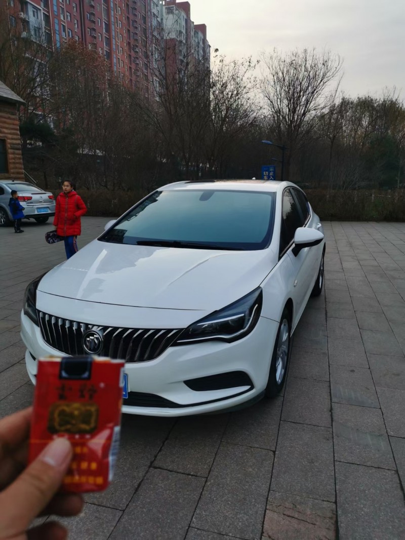 邢台16年别克威朗7