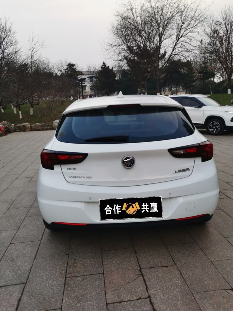 邢台16年别克威朗6