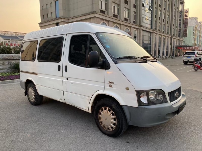 盐城13年福特全顺8