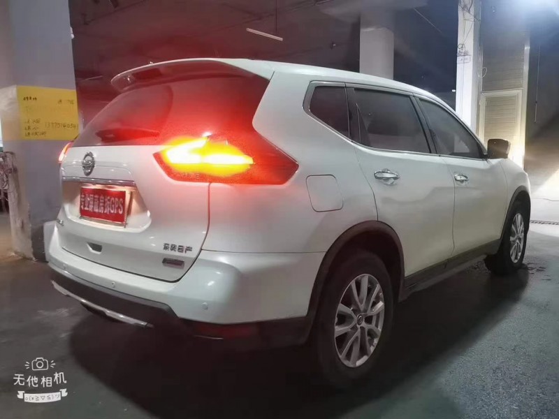 益阳18年日产奇骏6