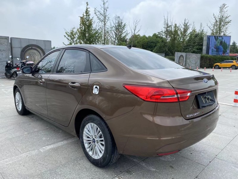 盐城17年福特福睿斯6