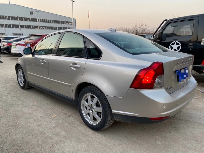 保定10年沃尔沃S409