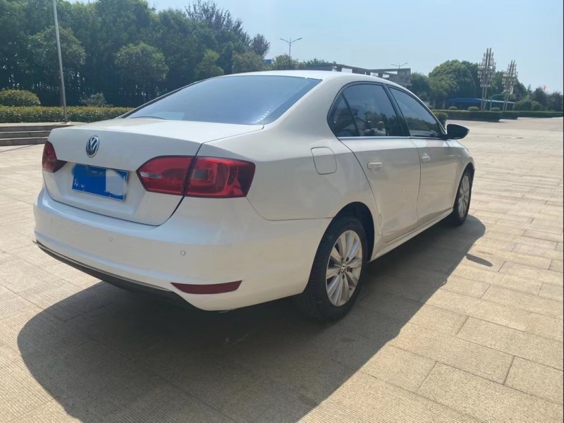 盐城抵押车15年大众速腾出售