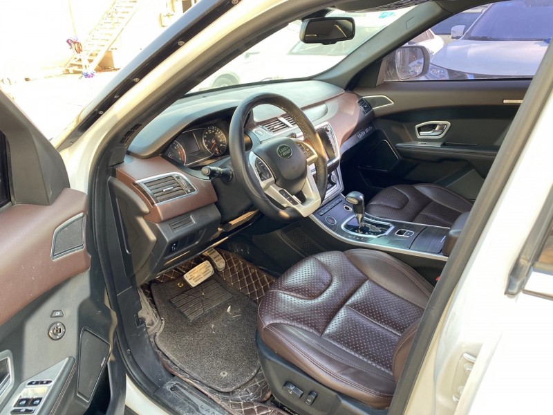 保定17年陆风X77