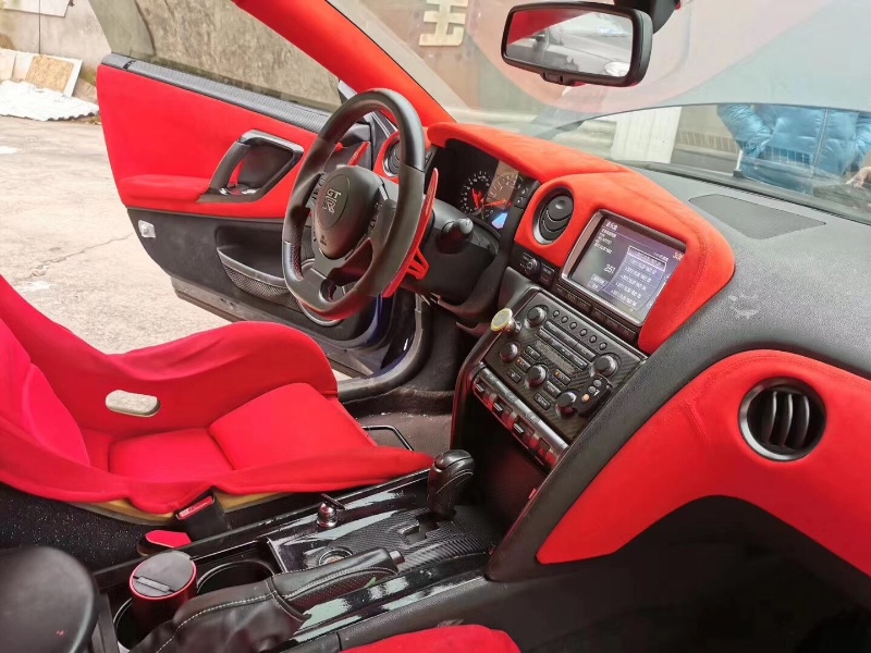 广州15年日产GT-R4