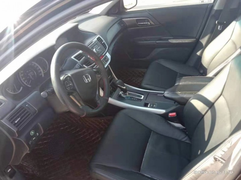 保定15年本田雅阁7