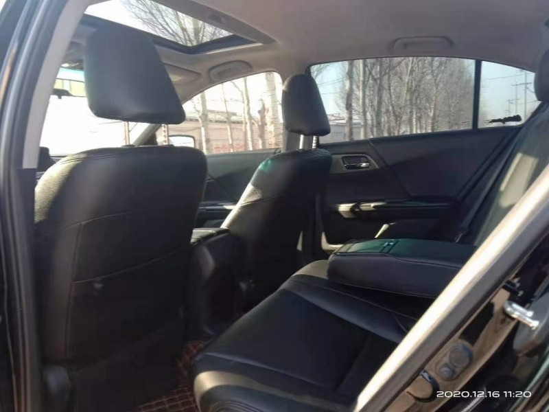 保定15年本田雅阁9