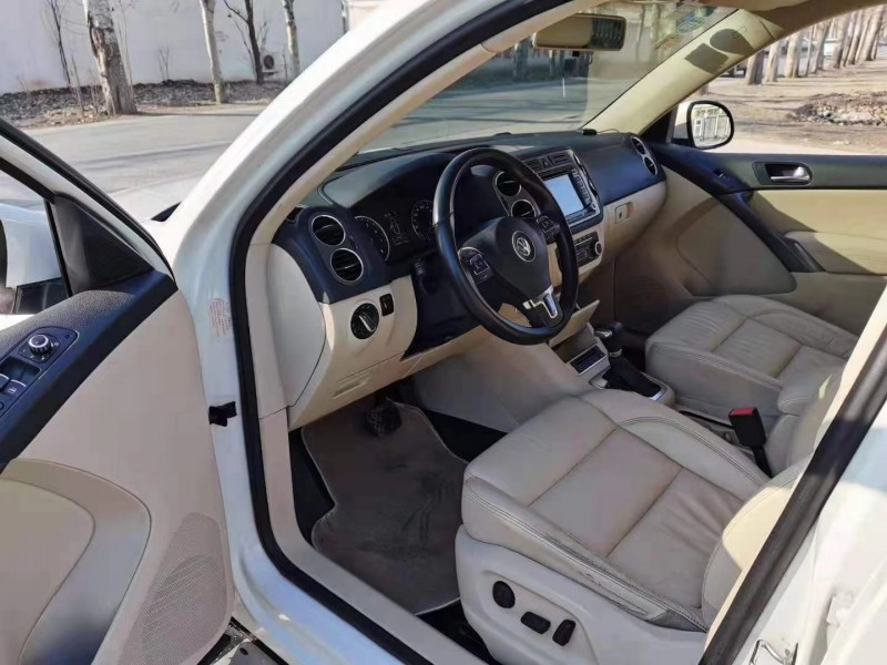 保定10年大众途观6