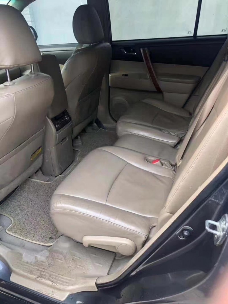 潍坊10年丰田汉兰达2