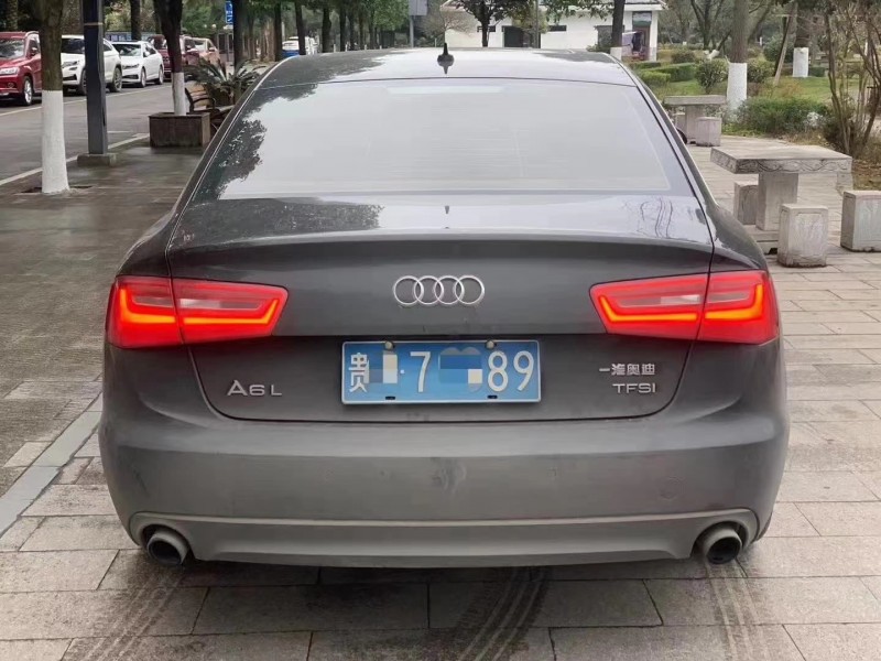 貴陽15年奧迪A6L8