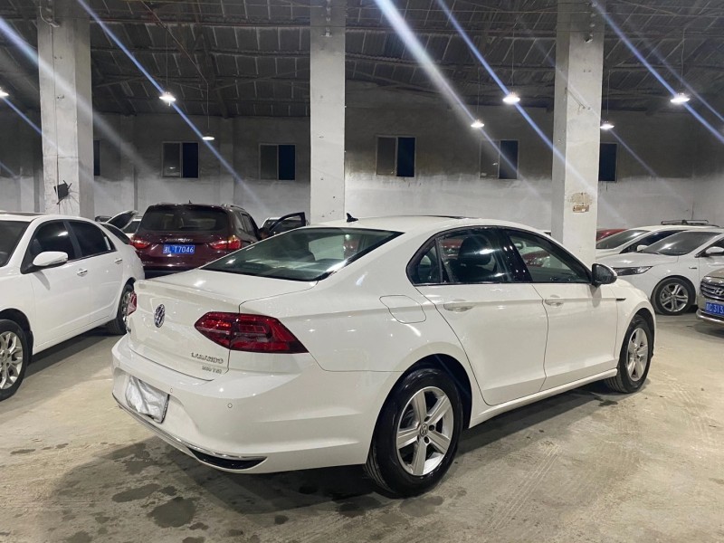 成都20年大众凌渡9