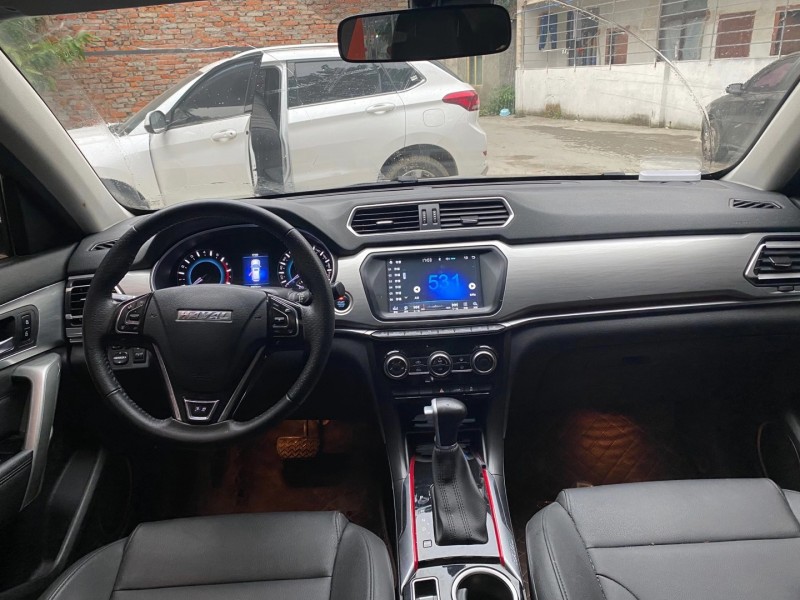 成都18年长城哈弗H25