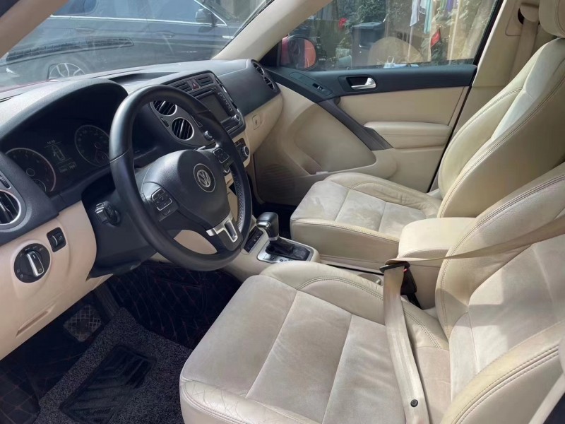 成都12年大众途观4