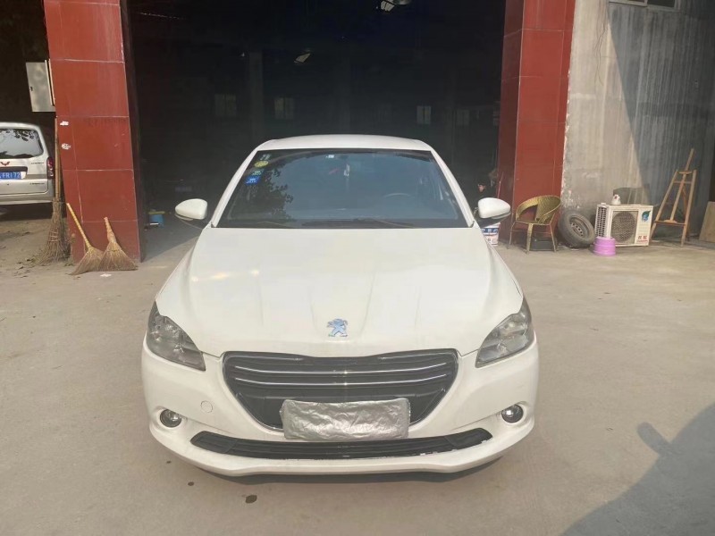 成都15年标致3011