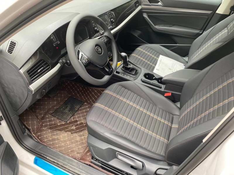 成都20年大众朗逸4