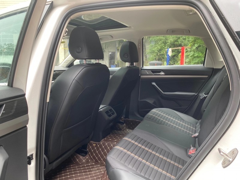 成都20年大众朗逸6