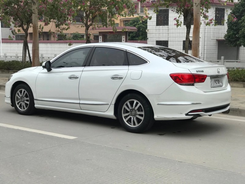中山17年本田思铂睿4