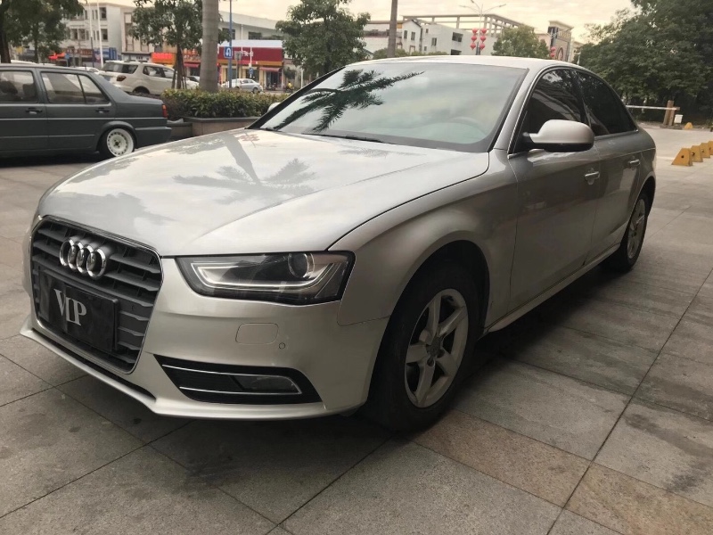 佛山13年奥迪A4L6