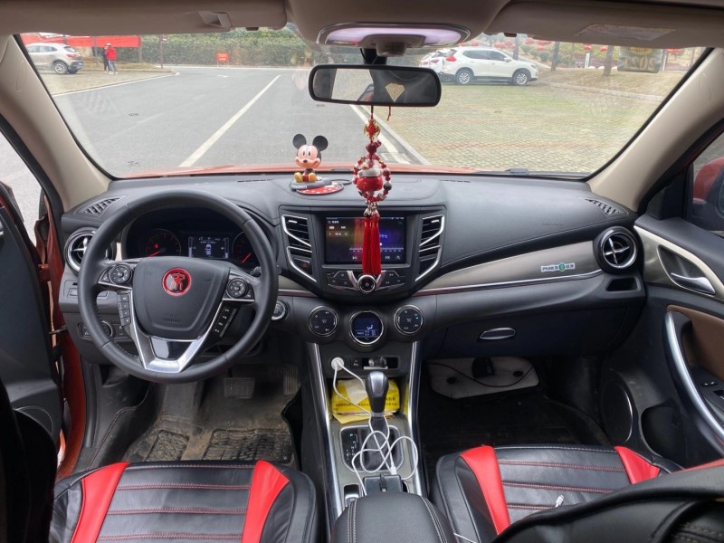 武汉17年比亚迪宋7