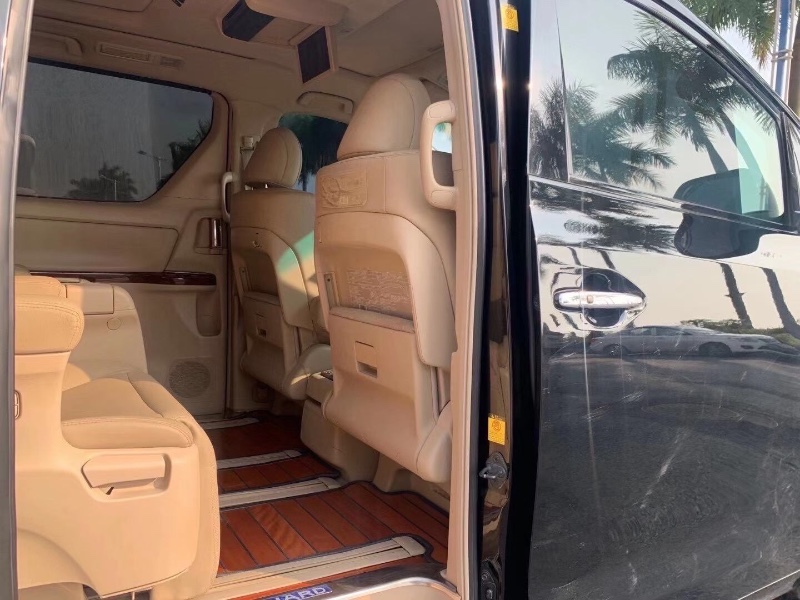 佛山11年丰田埃尔法5