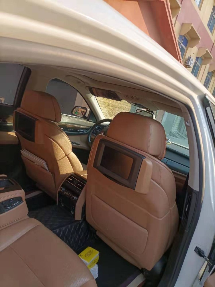 郑州11年宝马7系6